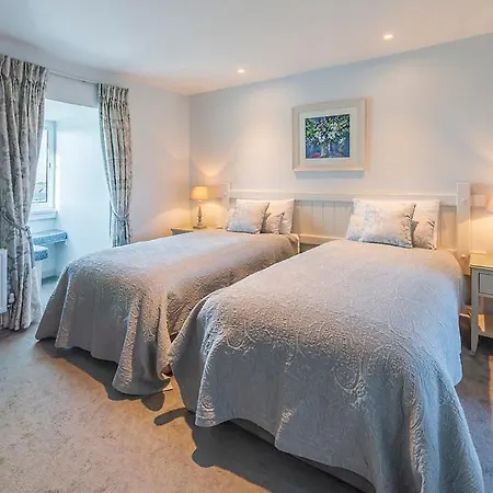 Klondyke House Bed & Breakfast 3*