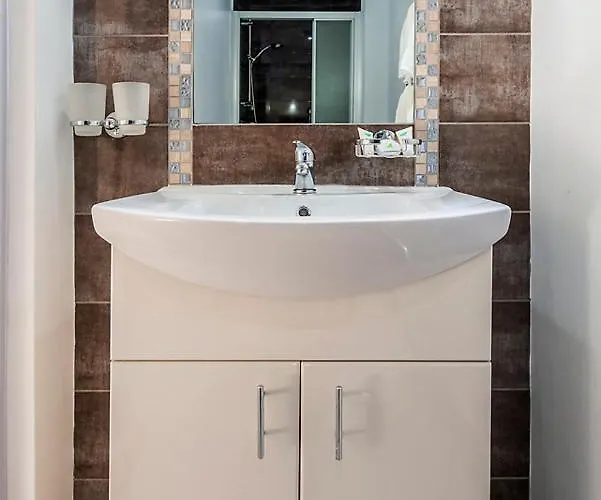 Klondyke House Oda ve Kahvaltı 3*